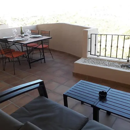 Duquesa Fairways, A Spacious With Fabulous Views And Facilities Manilva
