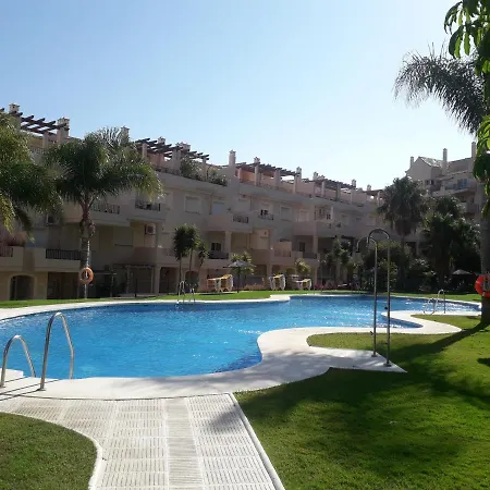 Duquesa Fairways, A Spacious With Fabulous Views And Facilities * Manilva